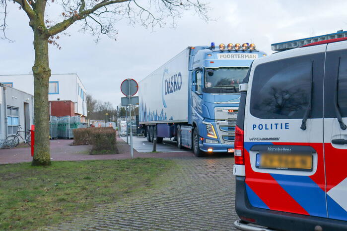 Politie onderzoekt mogelijke overval op vrachtwagenchauffeur