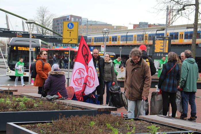Schoonmaakactie door extinction rebellion