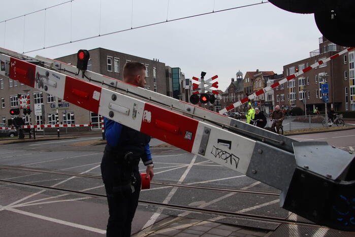 Geen treinverkeer en spoorweg geblokkeerd door stroomstoring