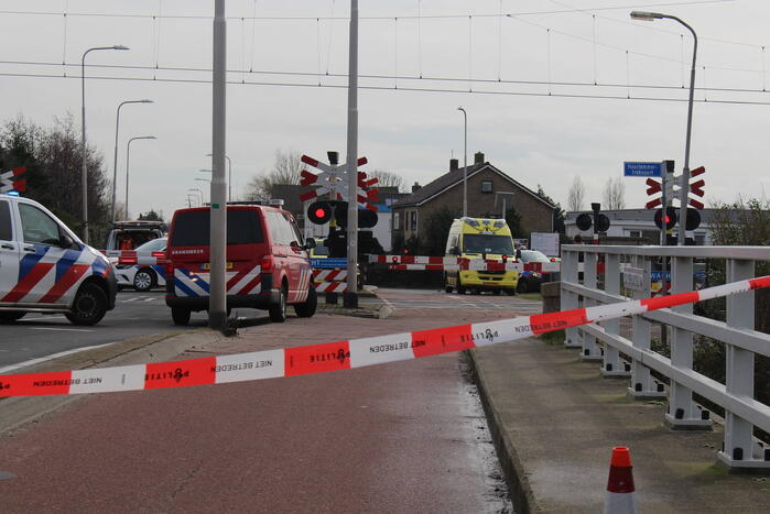 Treinverkeer gestremd en overgang gesloten na ongeval