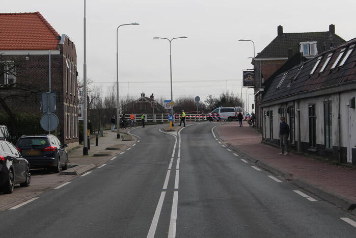Treinverkeer gestremd en overgang gesloten na ongeval