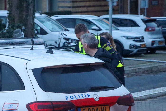 Arrestatieteam arresteert man na melding van wapen bij station