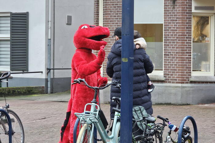 New York Pizza deelt 200 gratis pizza's uit