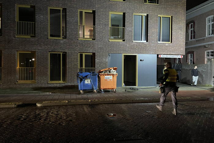 Vuilcontainers in brand in nieuwbouwwoning