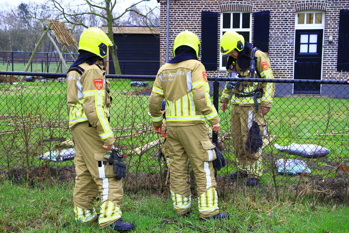 Gasleiding geraakt tijdens planten van bomen