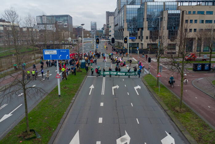 XR-demonstranten blokkeren verkeersader