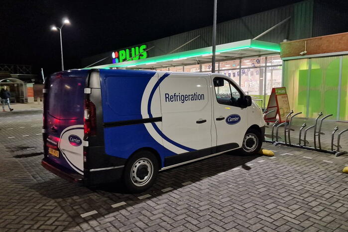 Hulpdiensten ingezet voor damp in supermarkt na springen van leiding