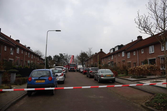 Brand in schoorsteen van woning