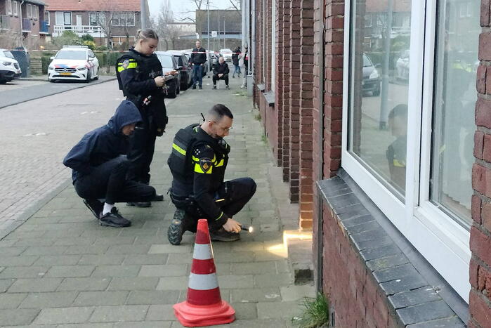 Veel politie-inzet na schietpartij vanuit auto