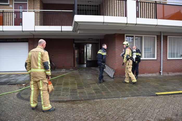 Brand in kelderbox snel onder controle