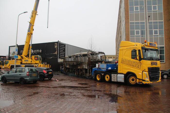 Schade goed te zien na hevige rellen