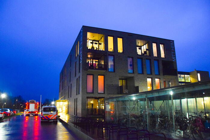 Brandweer ventileert appartement na aanbranden van eten