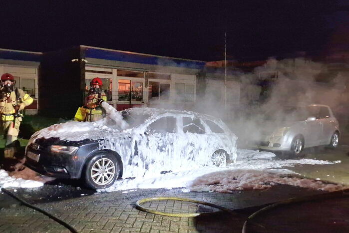 Buitenlandse Audi door brand verwoest