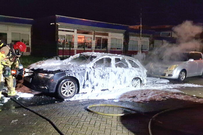 Buitenlandse Audi door brand verwoest
