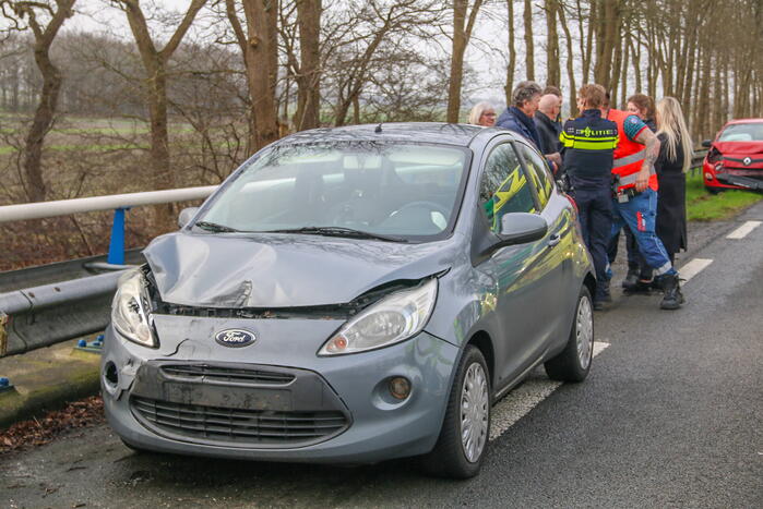 Drie gewonden bij ongeval tussen meerdere voertuigen