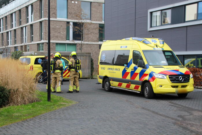 Veel hulpdiensten naar lekkage Universiteit Leiden