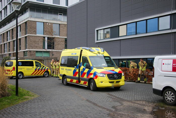 Veel hulpdiensten naar lekkage Universiteit Leiden