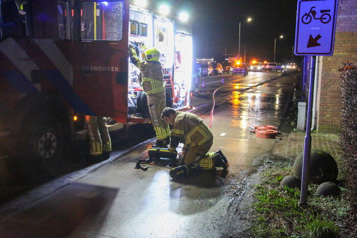 Brand in schuur snel onder controle