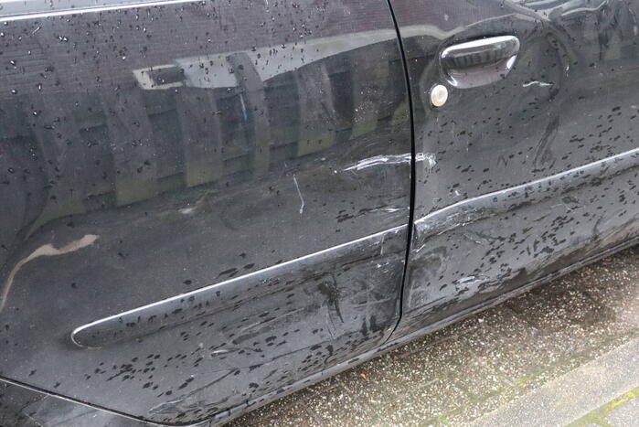 Scooterrijder geschept door afslaande automobilist