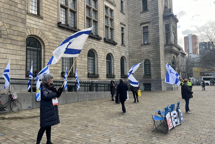 Pro Israëlische demonstratie bij gemeentehuis
