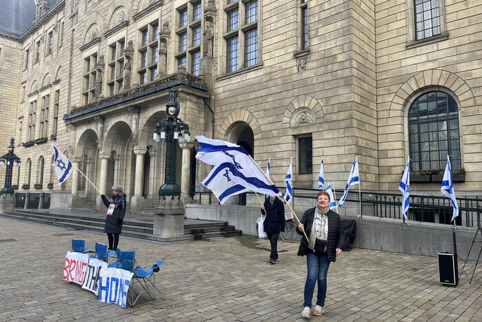 Pro Israëlische demonstratie bij gemeentehuis