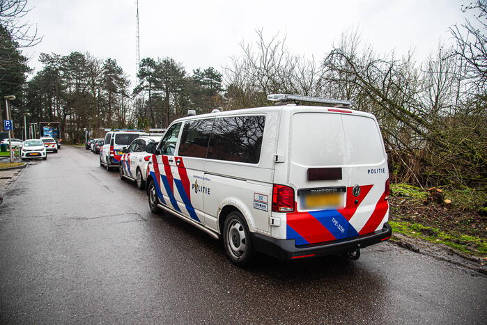 Politie overmeesterd agressieve man met mes