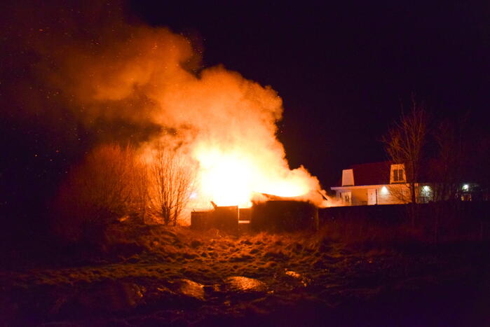 Brand verwoest tuinhuis op woonwagenkamp