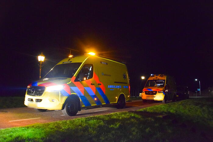 Hulpdiensten massaal ingezet nadat alcoholist muts en bier achterlaat naast water