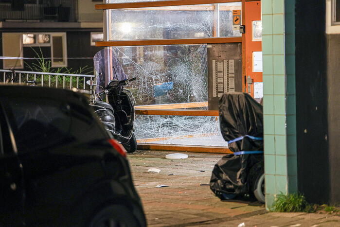 Grote schade aan portiek na explosie