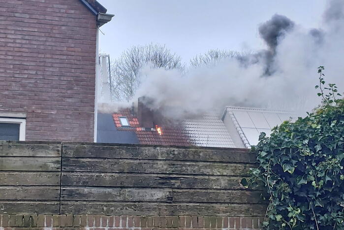 Flinke rookontwikkeling bij uitslaande woningbrand
