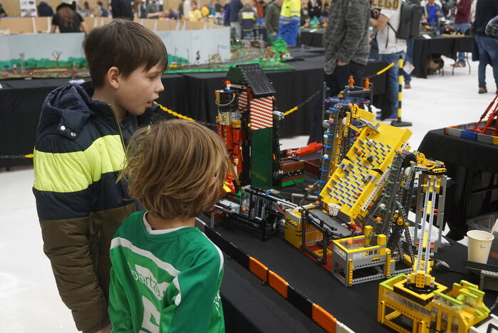 Sporthal walhalla voor liefhebbers van Lego