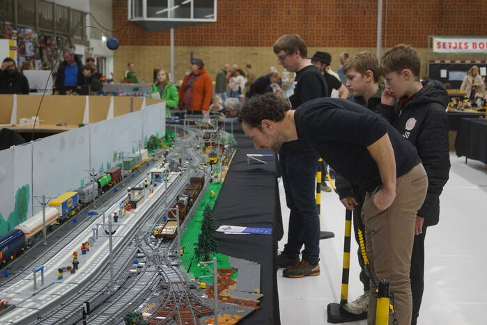 Sporthal walhalla voor liefhebbers van Lego