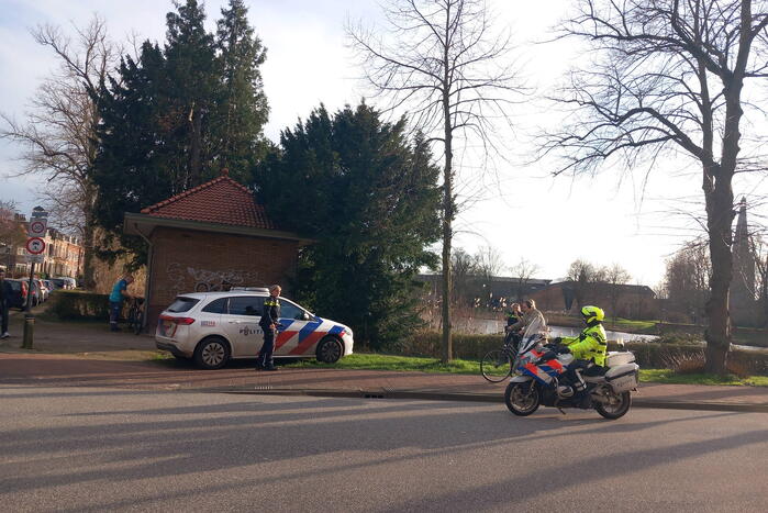Fietser in botsing met personenauto