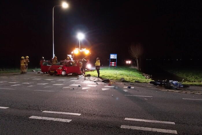 Brommerrijder gewond bij botsing met automobilist, traumahelikopter geland