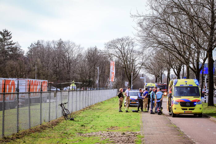 Traumahelikopter landt voor incident met wielrenner