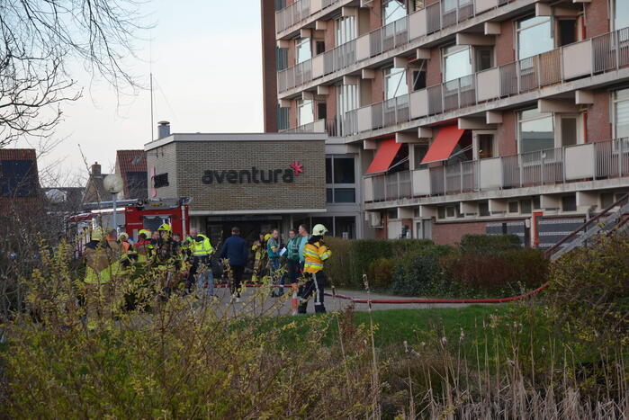 Zeer grote brand in zorgcomplex, mensen en dieren geëvacueerd door brandweer