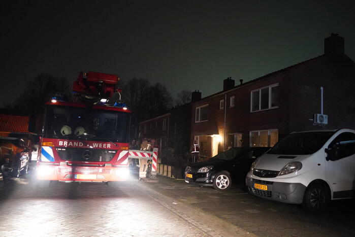 Schoorsteenbrand snel onder controle
