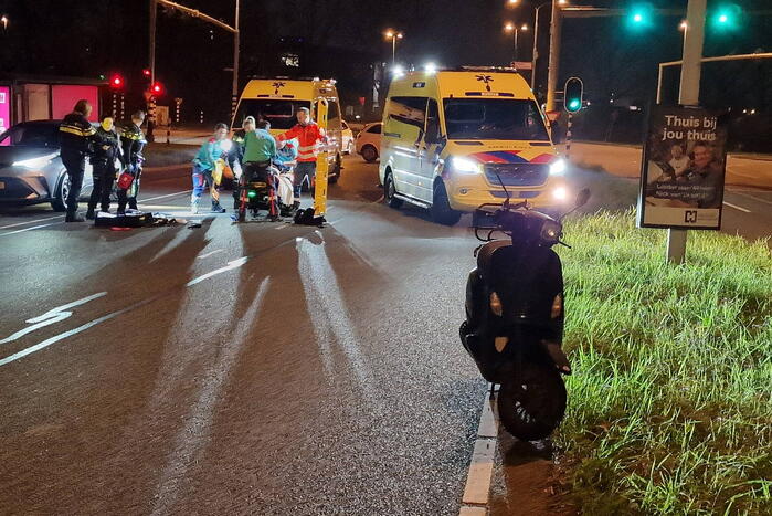 Scooterrijder gewond bij verkeersongeval