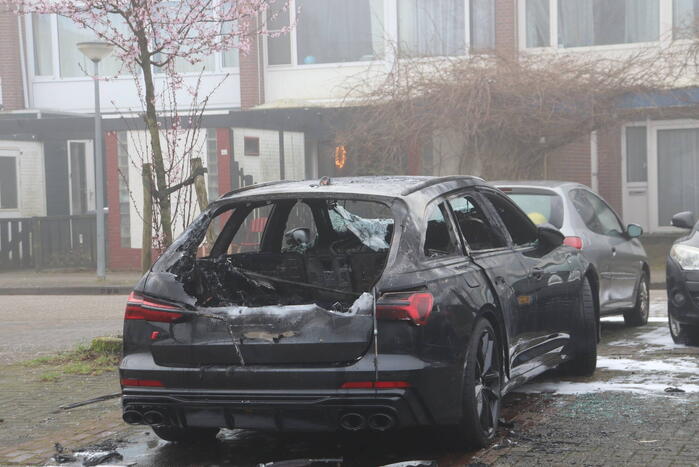 Audi compleet verwoest door brand