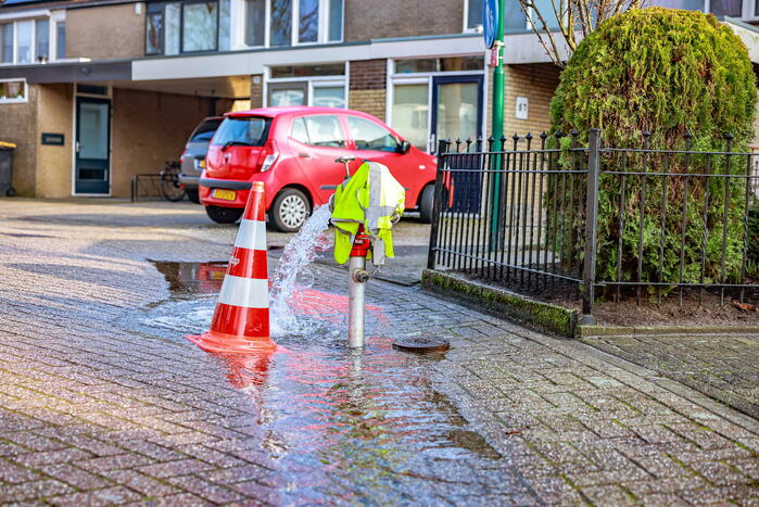 Huishoudens zonder water door waterlek