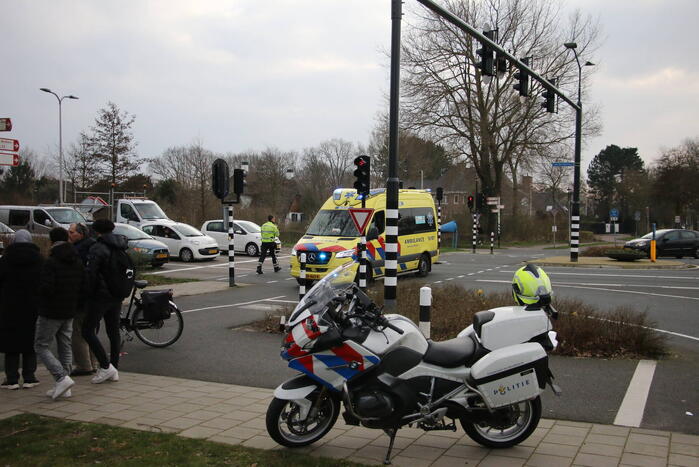 Fietser gewond bij botsing met scooterrijder