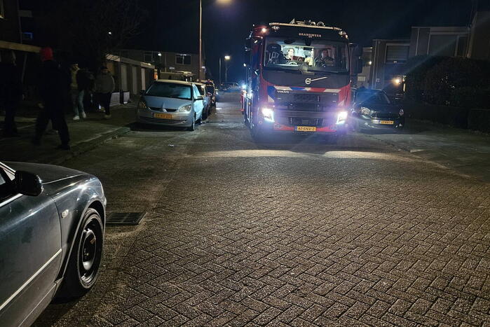 Onderzoek naar brandstichting onder auto