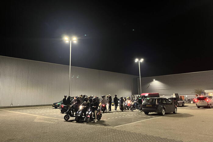 Grote scooter meeting gestopt door politie