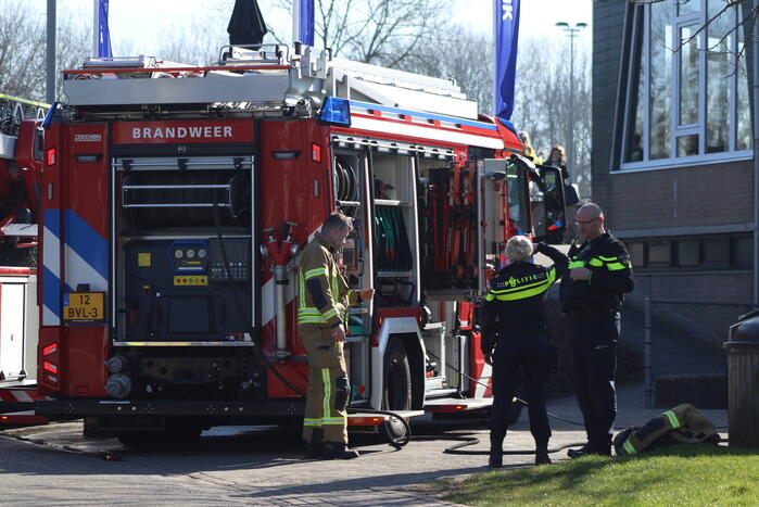 Brand in sporthal snel geblust
