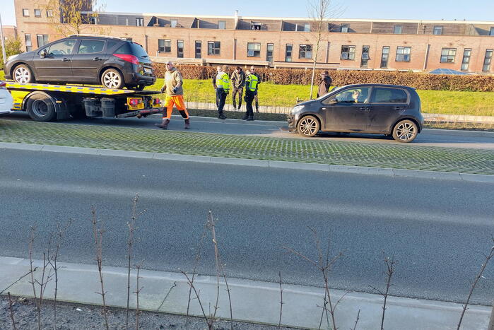 Meerdere voertuigen beschadigd na kop-staart aanrijding