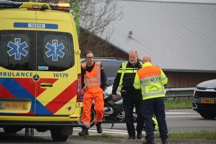Twee voertuigen afgesleept na kop-staartaanrijding