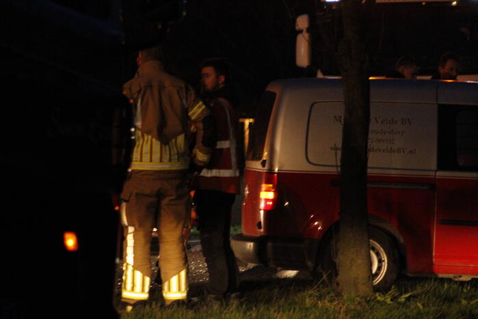 Meerdere voertuigen beschadigd bij botsing