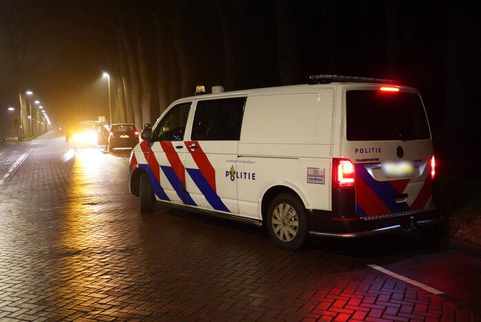 Automobilist rijdt door na aanrijding met fietsster