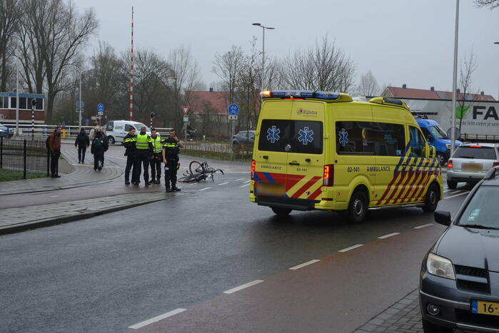 Fietser geschept door automobilist