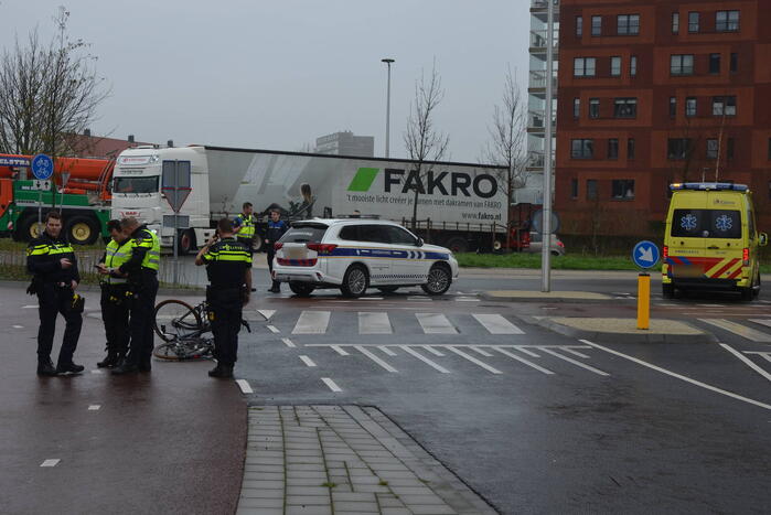 Fietser geschept door automobilist